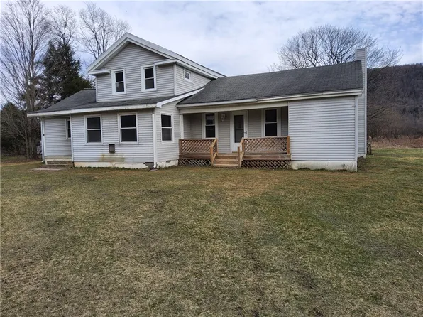 520 County Road 16, Painted Post, NY 14870