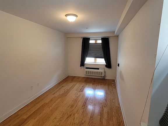 4th image of 85-15 120th St #1G