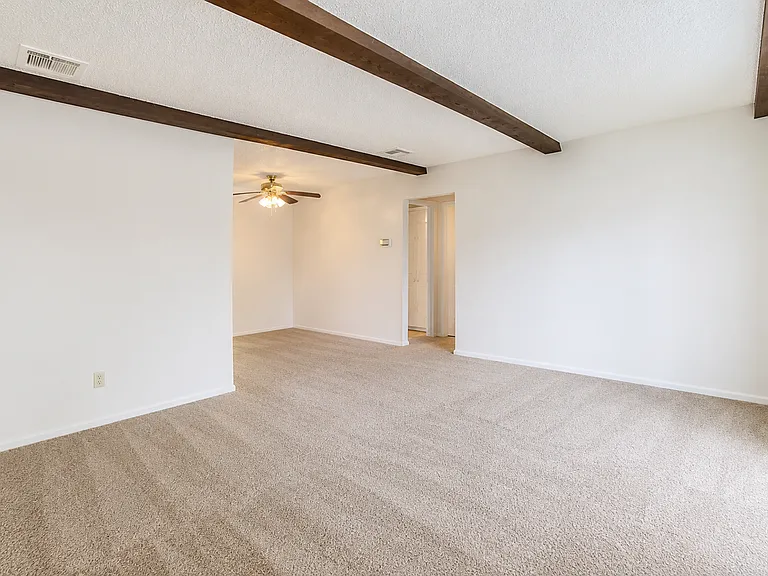 Ambassador House Apartments — Photo 21