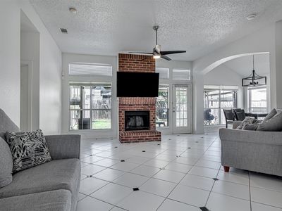 6006 Team Ct, Arlington, TX, 76018