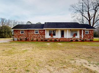 210 E Fulton St, Pinewood, SC 29125