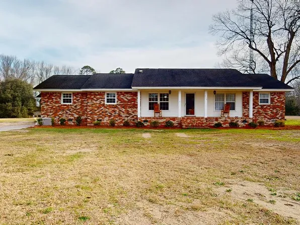 210 E Fulton St, Pinewood, SC 29125