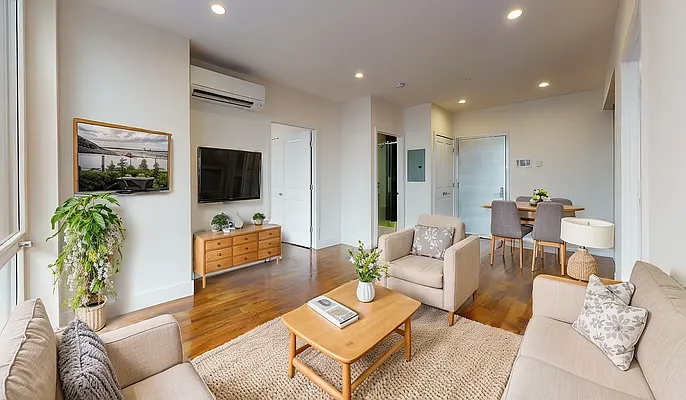 Rented by Metro Garden Realty NYC | media 24