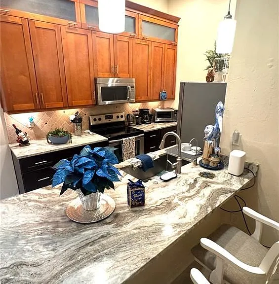 1517 SW 51st Ln #201 — Photo 6