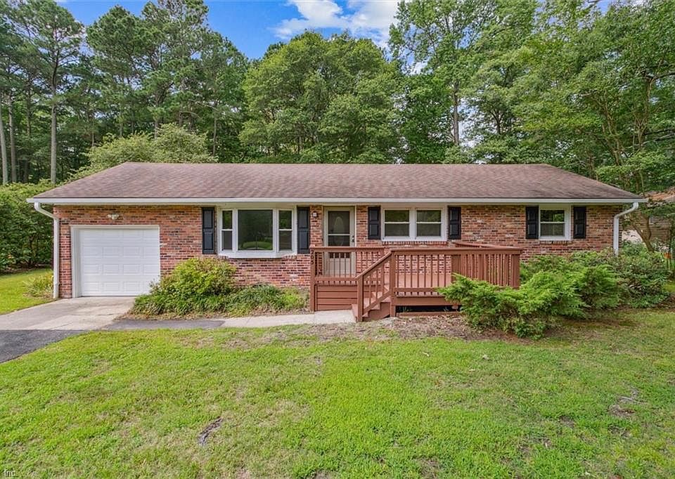 205 Old Lakeside Dr, Yorktown, VA 23692 Zillow