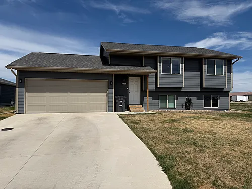 374 Spirit Dr Photo 1