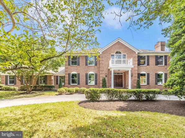 6015 White Flint Dr, Frederick, MD 21702