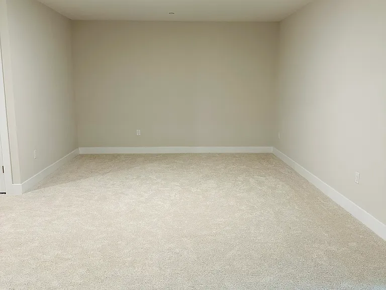 3402 Jordan Dr — Photo 20