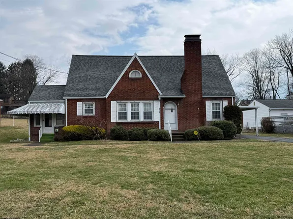 402 James St, Bridgeport, WV 26330