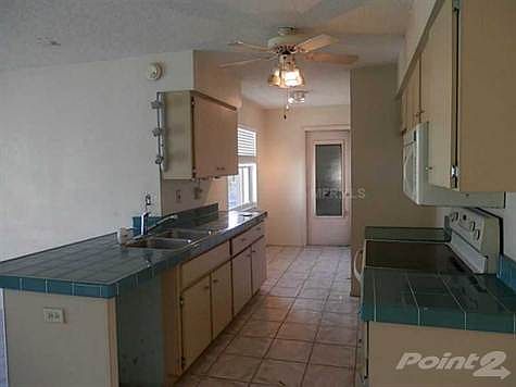 5th image of 40 Annapolis Ln
