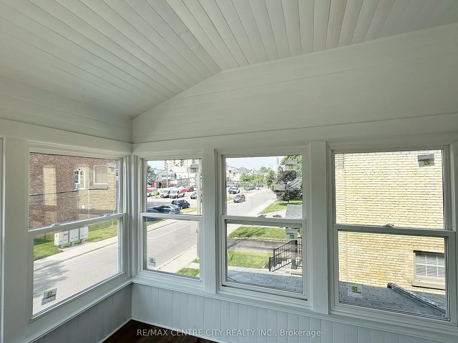 2 bed, $1,700 — Photo 4