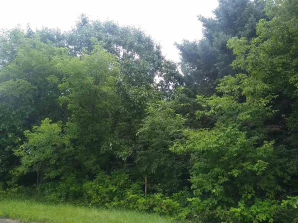 L47 Lakeview Drive, Montello, WI 53949