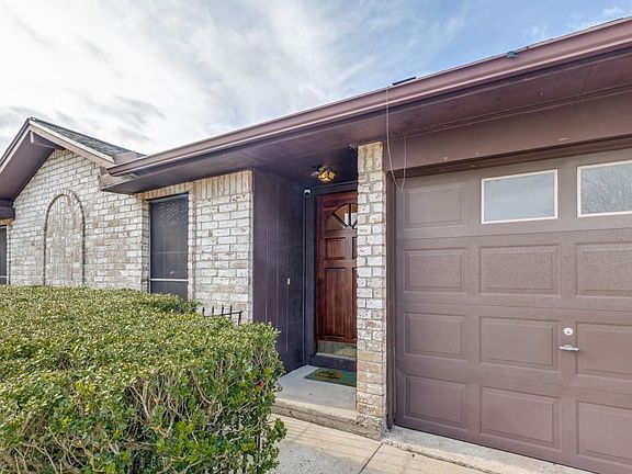 4th image of 16210 Tibet Rd