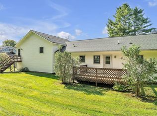 35 Pleasant St, Stowe, VT 05672
