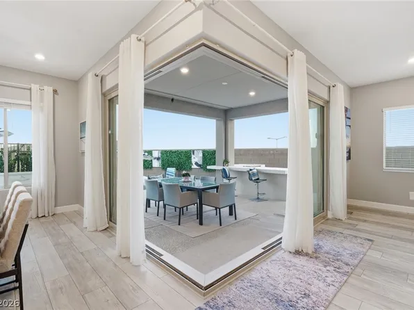 112 Springbough Ln, Las Vegas, NV 89138