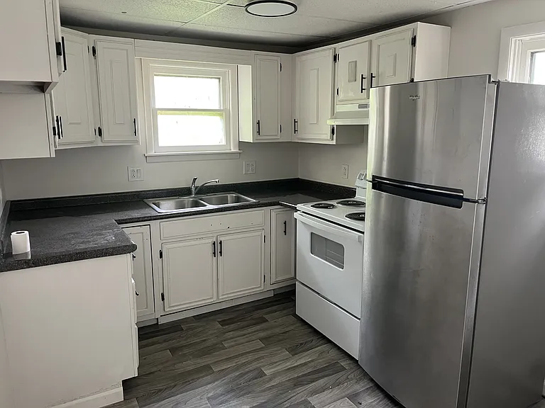 104 Isabella Ave #2 — Photo 5