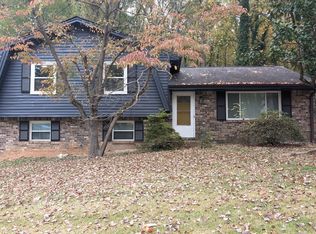 5356 Denny Dr, Atlanta, GA 30349