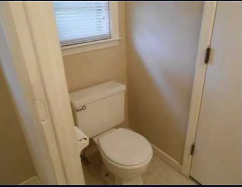 3 bed, 1.5 bath, 1097 sqft, $1,850 — Photo 2