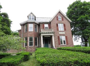 436 Andover St, Lowell, MA 01852