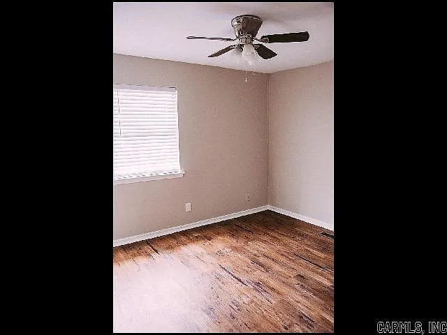 408 W 4th St — Photo 12