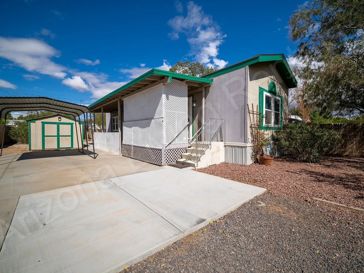 2 bed, 900 sqft, $1,000 — Photo 1