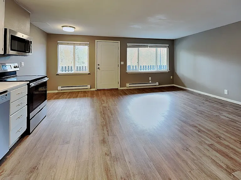 102 Summit Ave N #10 — Photo 19