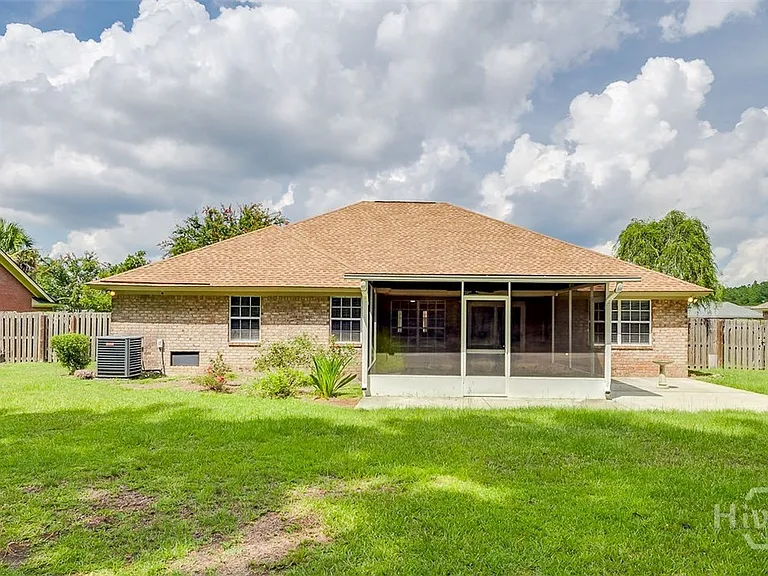 119 Mill Ct — Photo 36