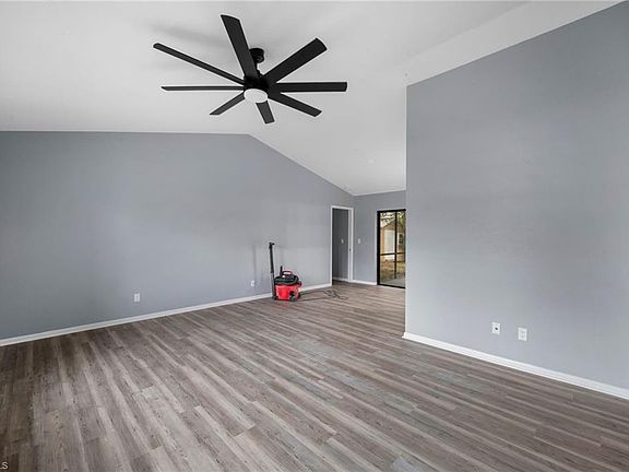 5th image of 1426 Archer ST