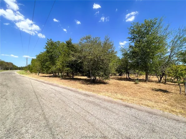 Mallard Dr, Caldwell, TX 77836