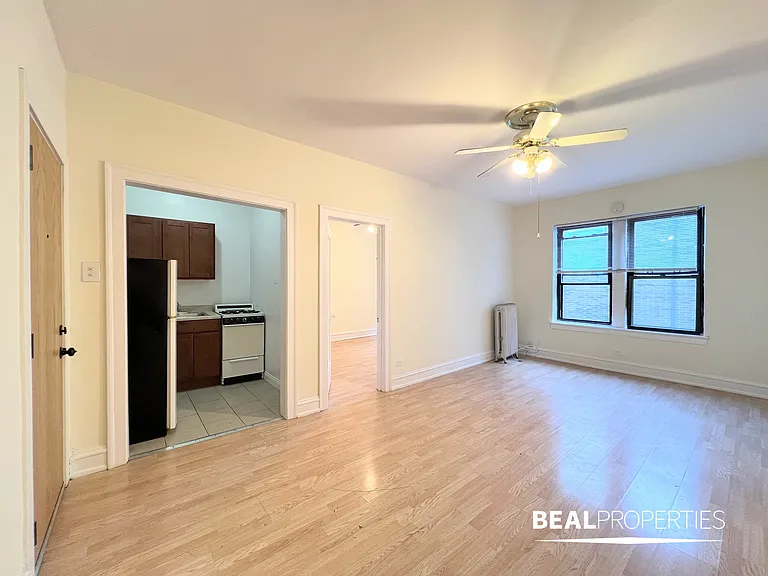 4851 North Damen — Photo 26