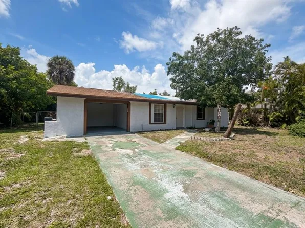 1515 Maple Dr, Fort Myers, FL 33907