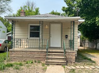 2622 Swayze St, Flint, MI 48503