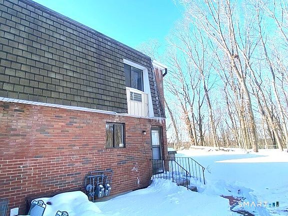 5th image of 118 High Path Road #118