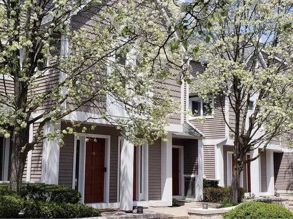 453 E Putnam Ave APT 3I, Cos Cob, CT 06807