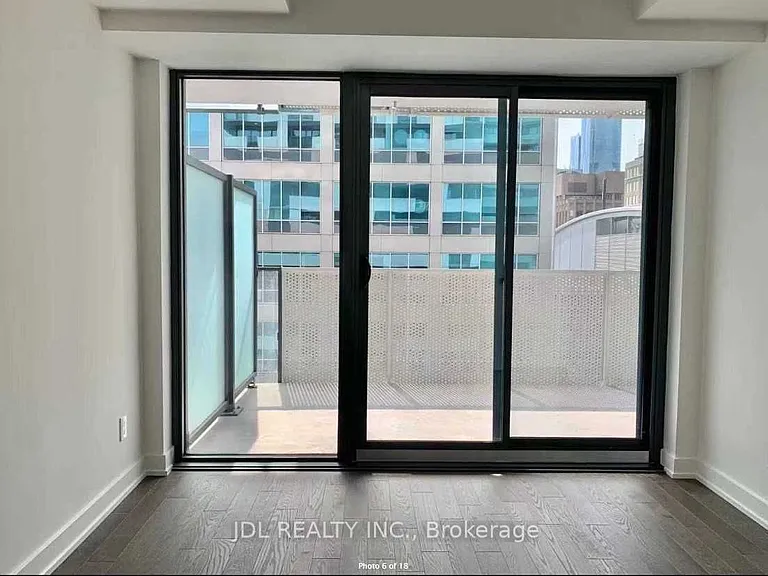25 Richmond St E #1505 — Photo 6