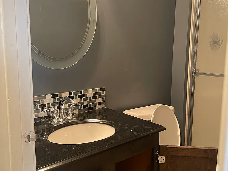 12211 Stevenson Ct — Photo 10