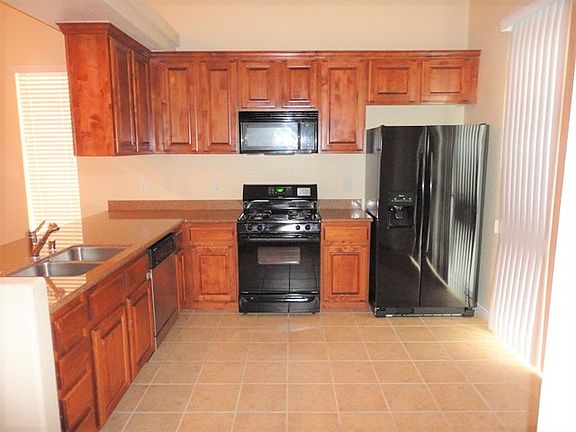 3rd image of 7624 Grassy Bank St