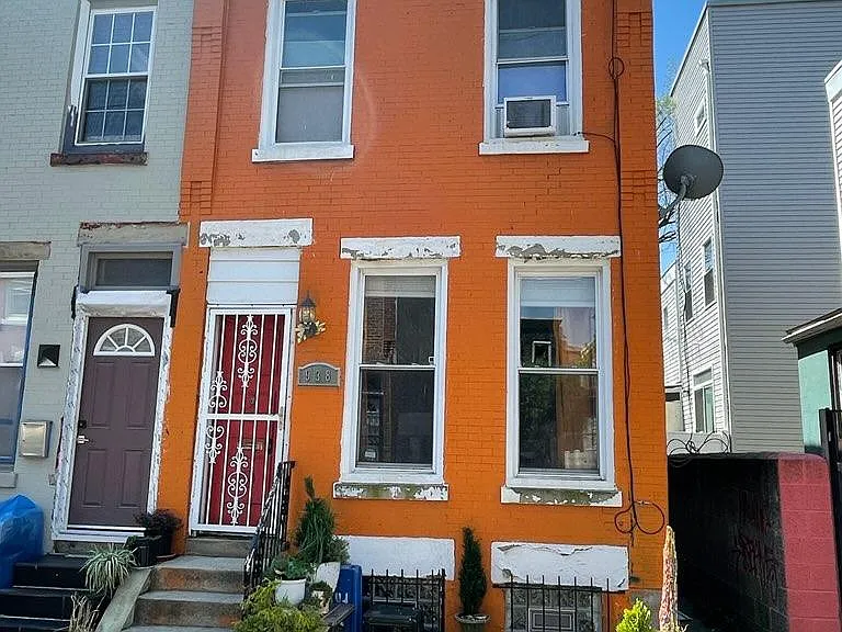 938 French St — Photo 1
