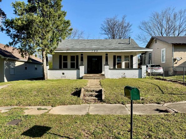 708 W 6th St, Sheffield, AL 35660