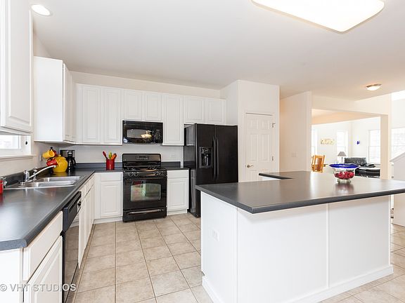 5th image of 2342 Majestic Prince Ln