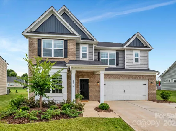 3330 Sand Post Oak Ct, Gastonia, NC 28056