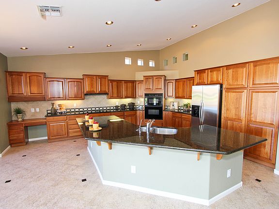 5th image of 10110 E Champagne Dr