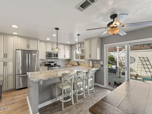 14961 Campus Park Dr Unit D, Moorpark, CA 93021