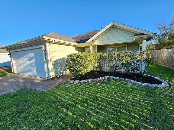 3rd image of 19827 Plantation Grove Trl