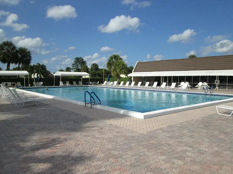 154 Lake Meryl Dr #259 — Photo 9