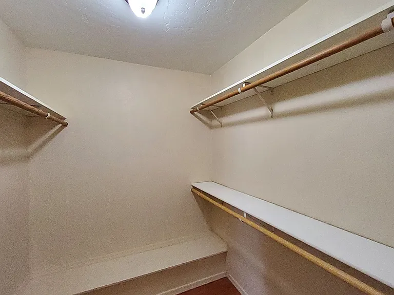 107 W Sherwood Dr — Photo 14