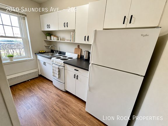 3rd image of 2040 Saunders Ave APT 202