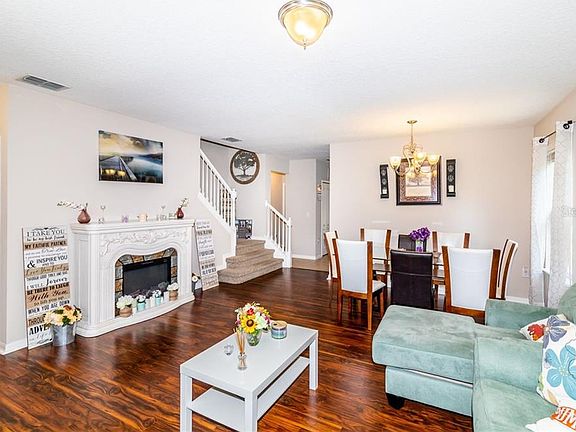 4th image of 4907 Grassy Knoll Dr