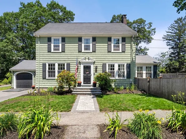 56 Allen Cir, Milton, MA 02186