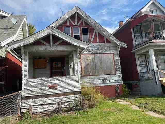 4702 Bewick